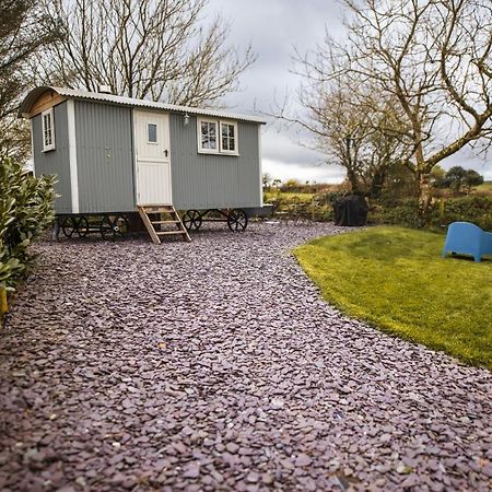Luxury Shepherd'S Hut On Flower Farm With Outdoor Bath In Mid Cornwall Truro Eksteriør bilde