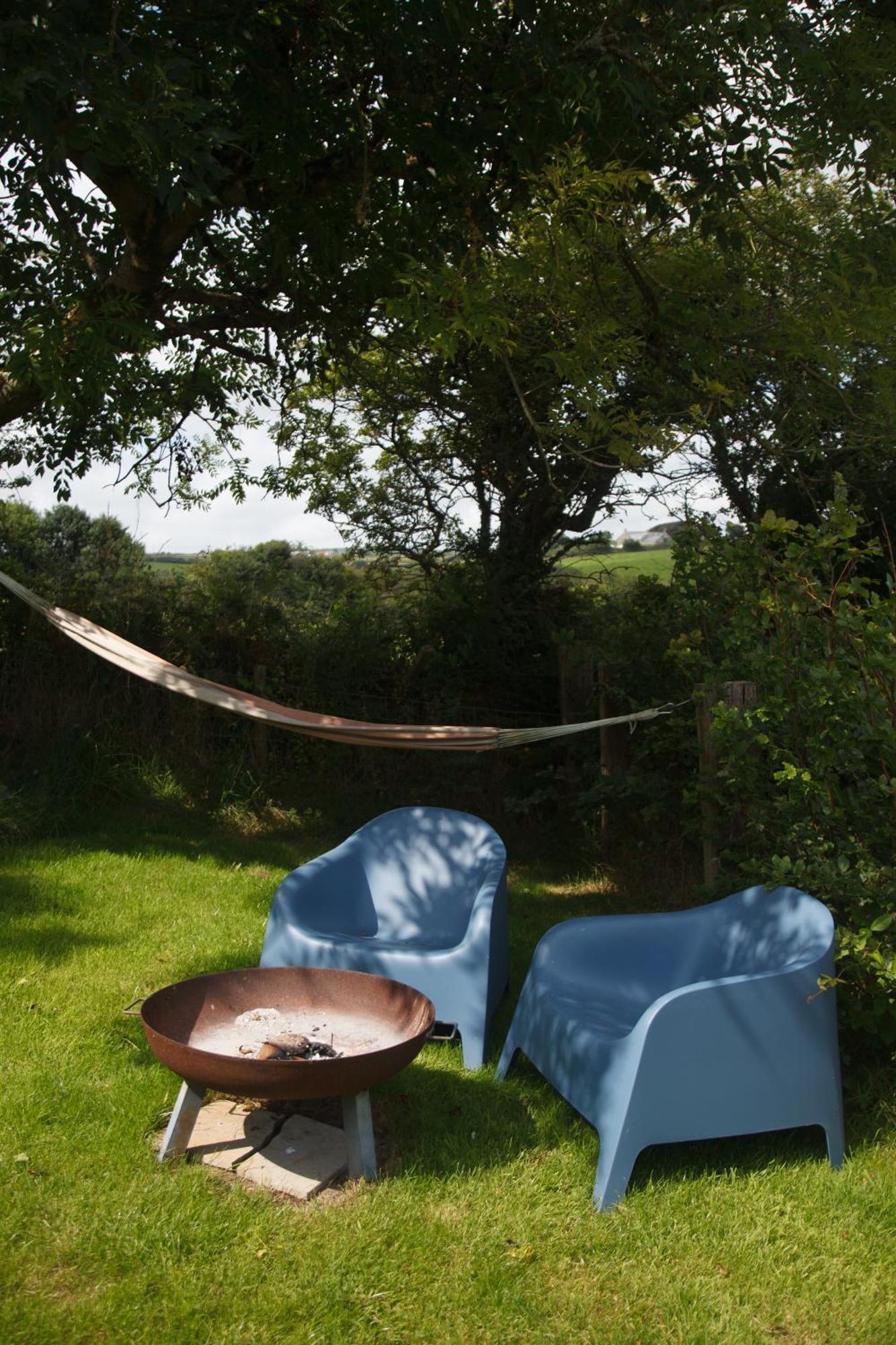 Luxury Shepherd'S Hut On Flower Farm With Outdoor Bath In Mid Cornwall Truro Eksteriør bilde
